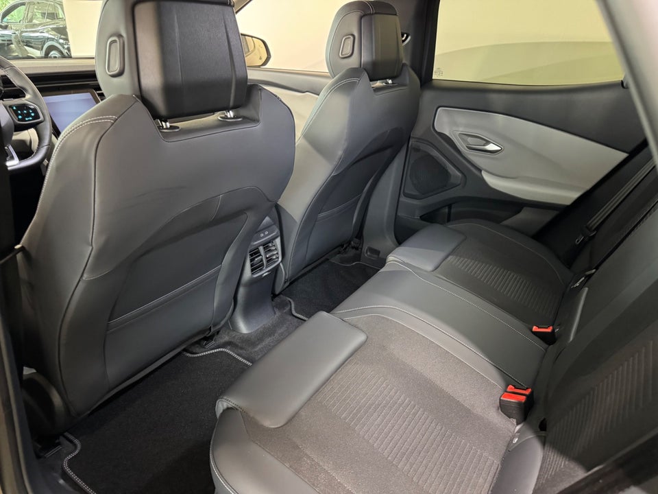 Ford Explorer 82 Select Extended Range 5d