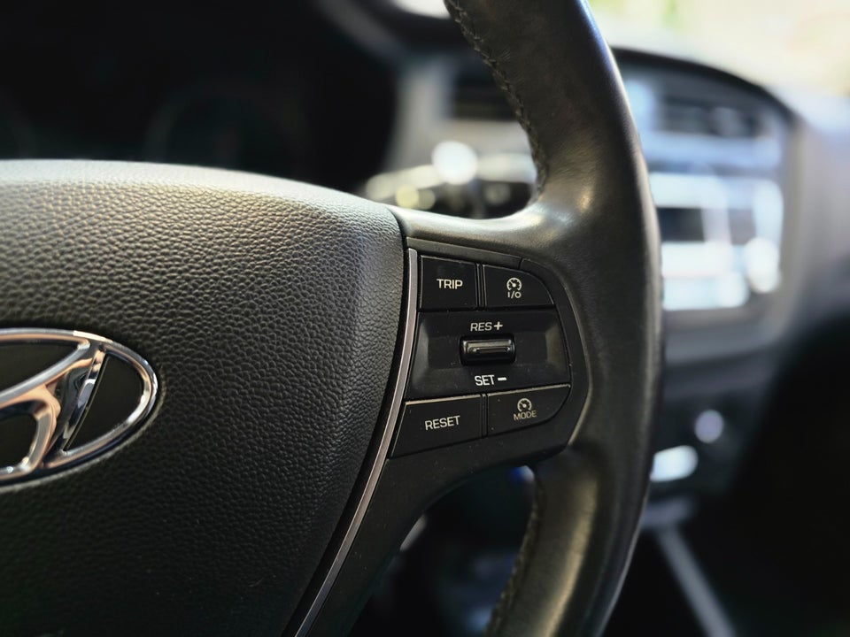 Hyundai i20 1,25 Trend Van 5d