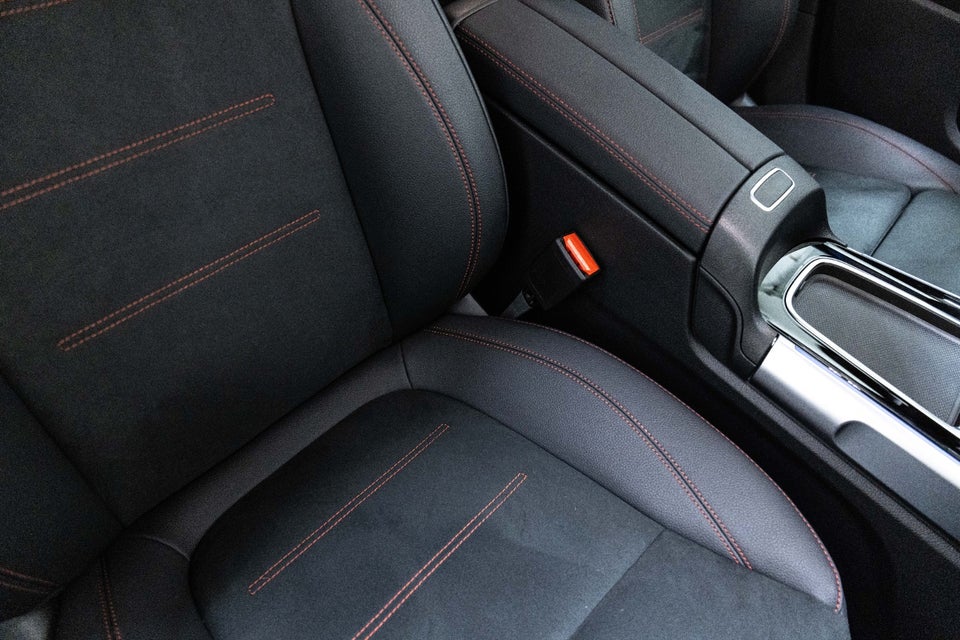 Mercedes EQB300 AMG Advance Plus 4Matic 5d