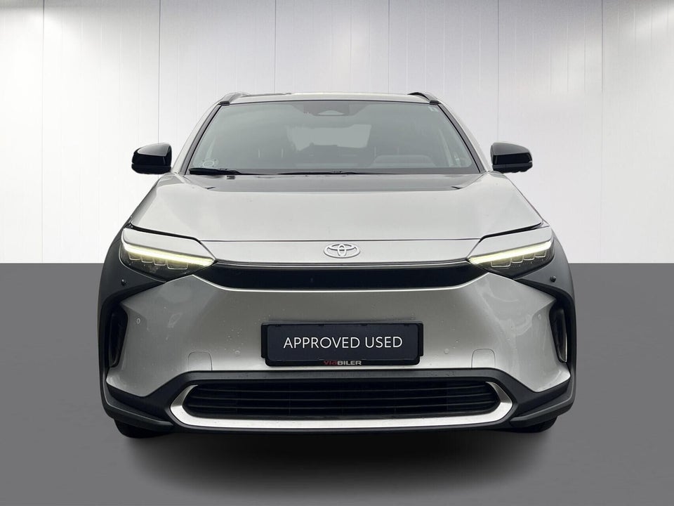 Toyota bZ4X Executive 5d