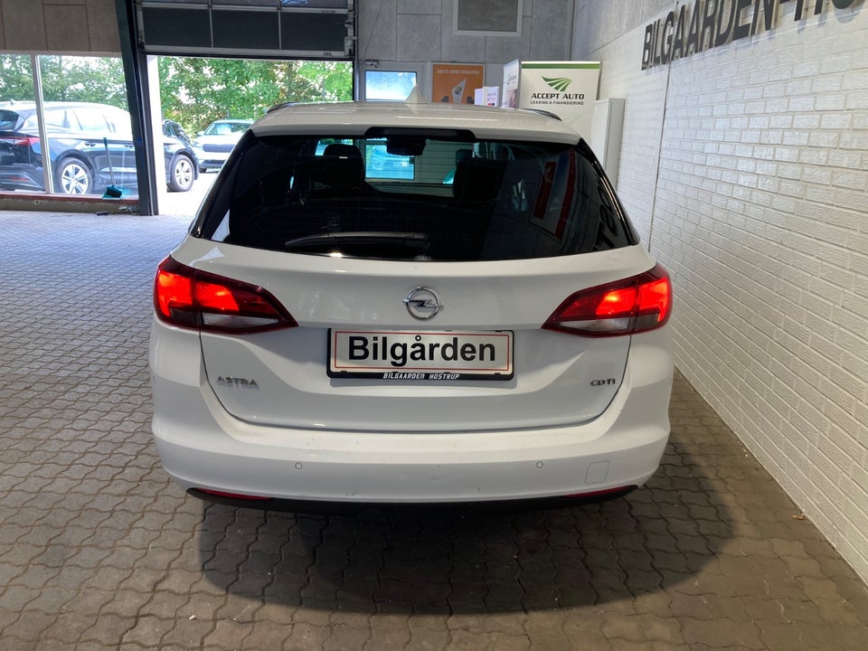 Opel Astra 1,6 CDTi 110 Enjoy Sports Tourer 5d