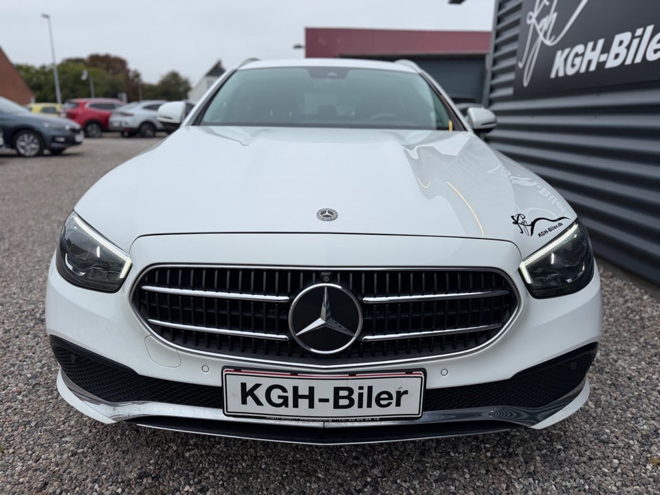 Mercedes E300 de 2,0 Avantgarde stc. aut. 4Matic 5d
