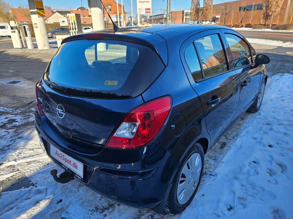 Opel Corsa 1,4 16V Cosmo 5d