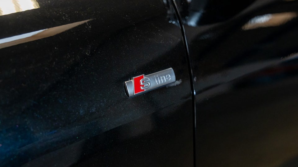 Audi Q4 e-tron 40 S-line 5d