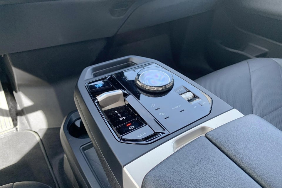 BMW iX xDrive40 5d