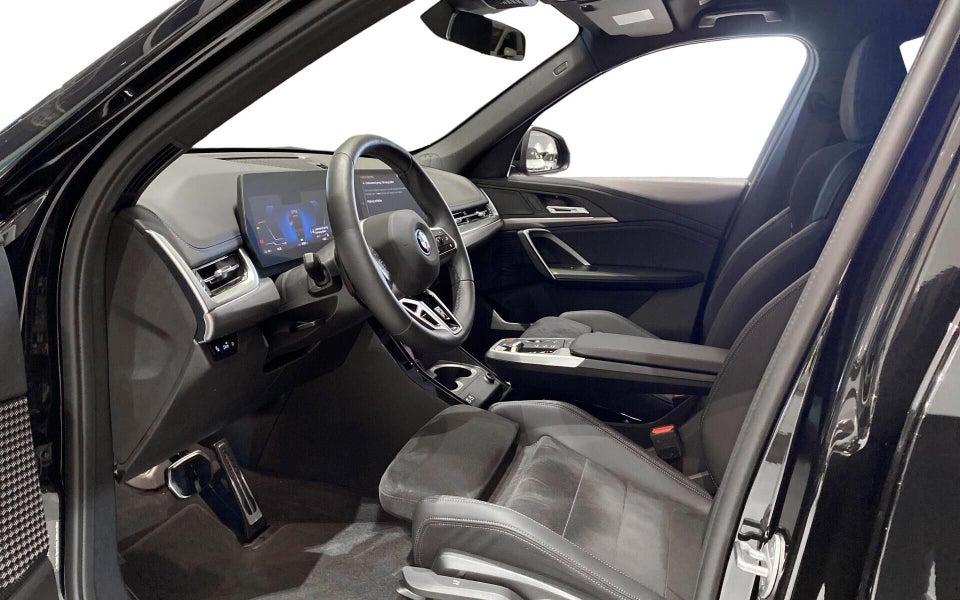 BMW iX1 eDrive20 M-Sport 5d