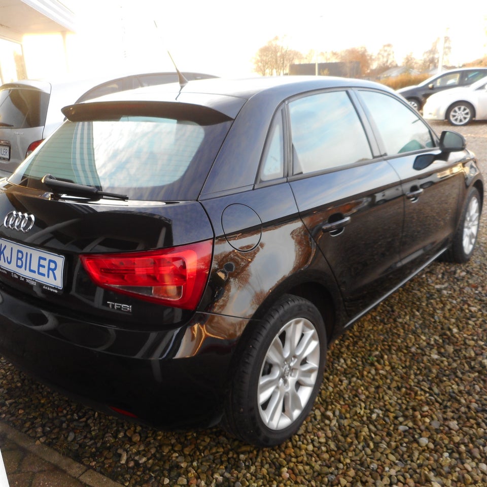 Audi A1 1,2 TFSi 86 Ambition Sportback 5d