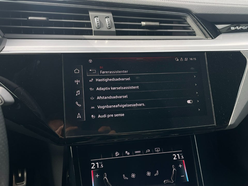 Audi Q8 e-tron 50 S-line Sportback quattro 5d