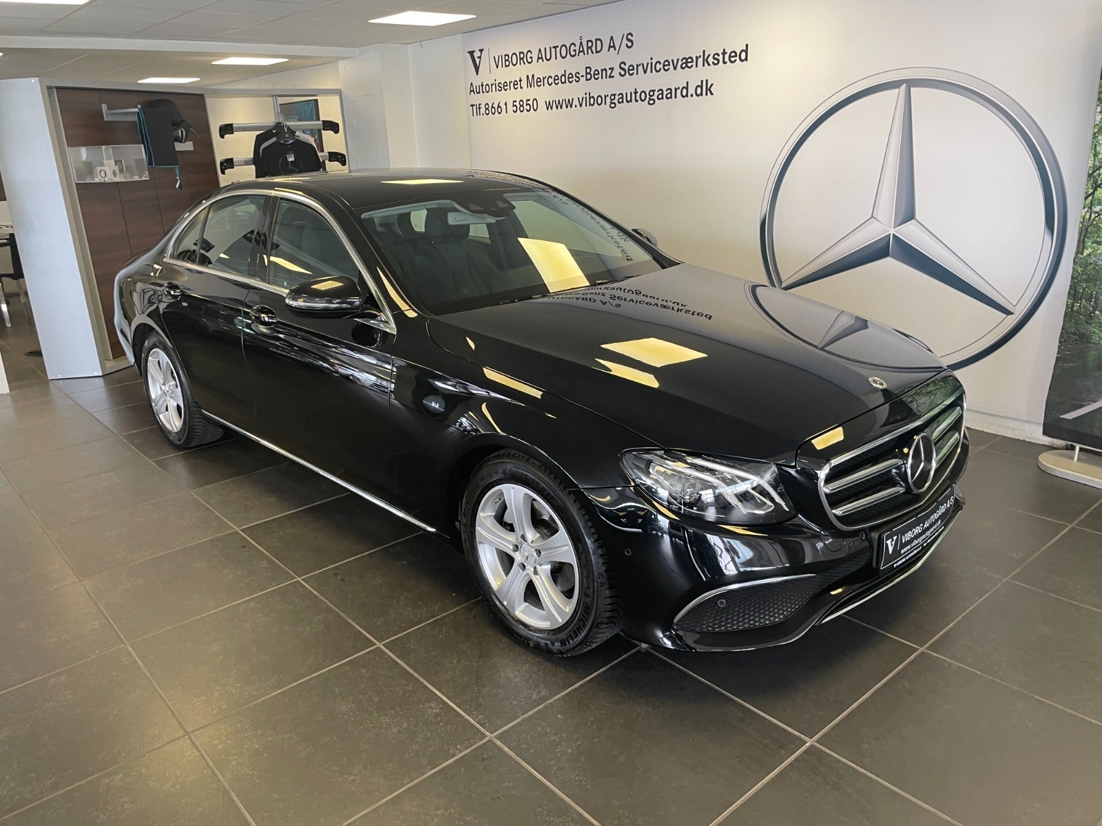 Mercedes E220 d 2,0 Advantage aut. 4d