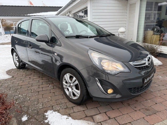 Opel Corsa 1,4 16V Cosmo 5d