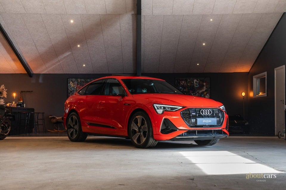 Audi e-tron 55 S-line Sportback quattro 5d