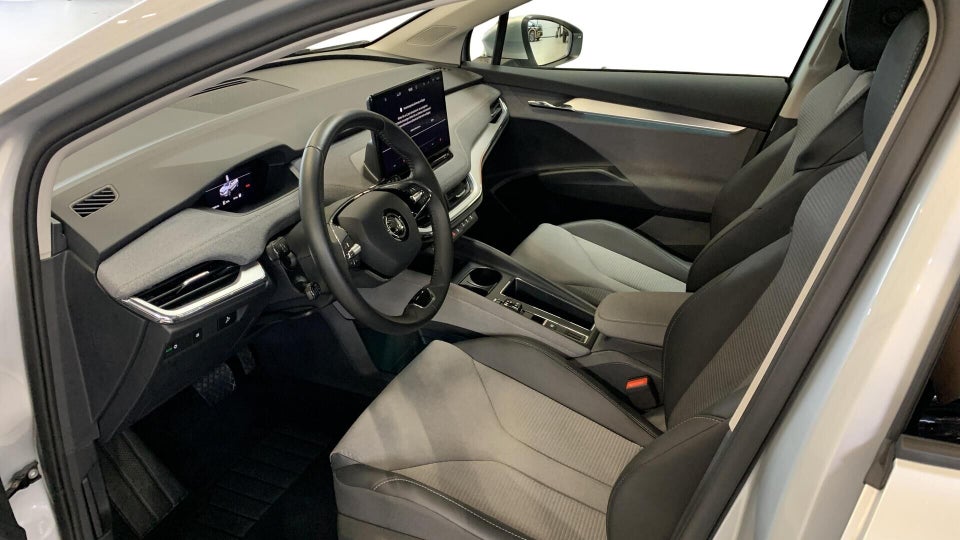 Skoda Enyaq 50 iV 5d