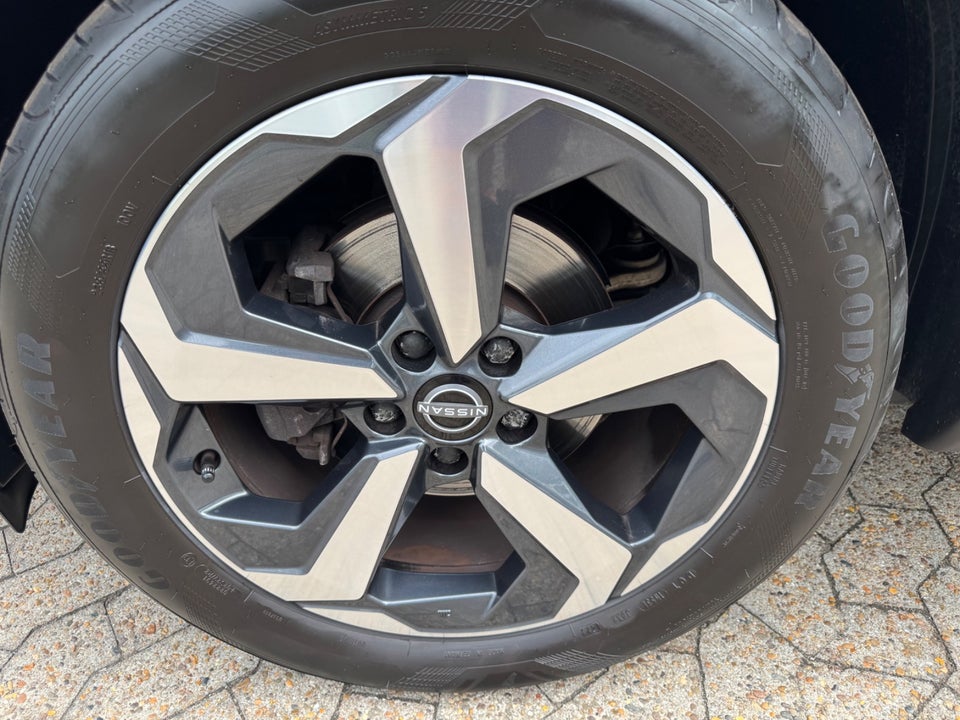 Nissan Qashqai 1,3 mHEV N-Connecta X-tr. 5d