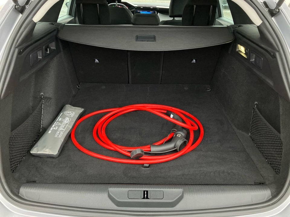 Peugeot e-308 54 Style SW 5d