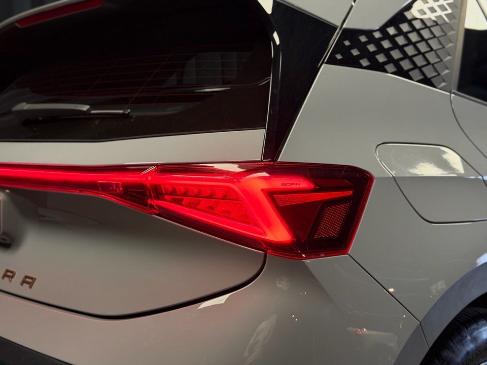 Cupra Born 58  5d
