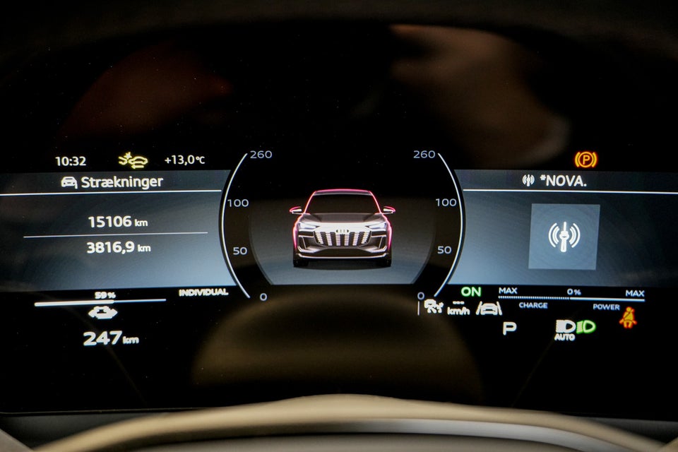Audi Q6 e-tron S-line quattro 5d