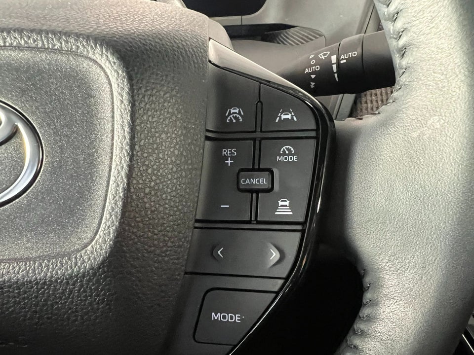 Toyota bZ4X Active 5d