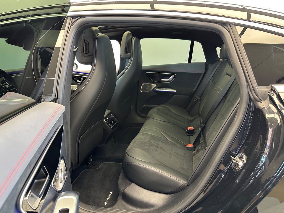 Mercedes EQE300 AMG Line 4d