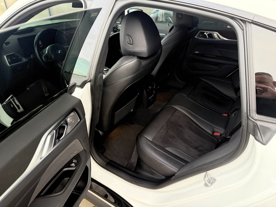 BMW i4 eDrive40 Fully Charged M-Sport 5d