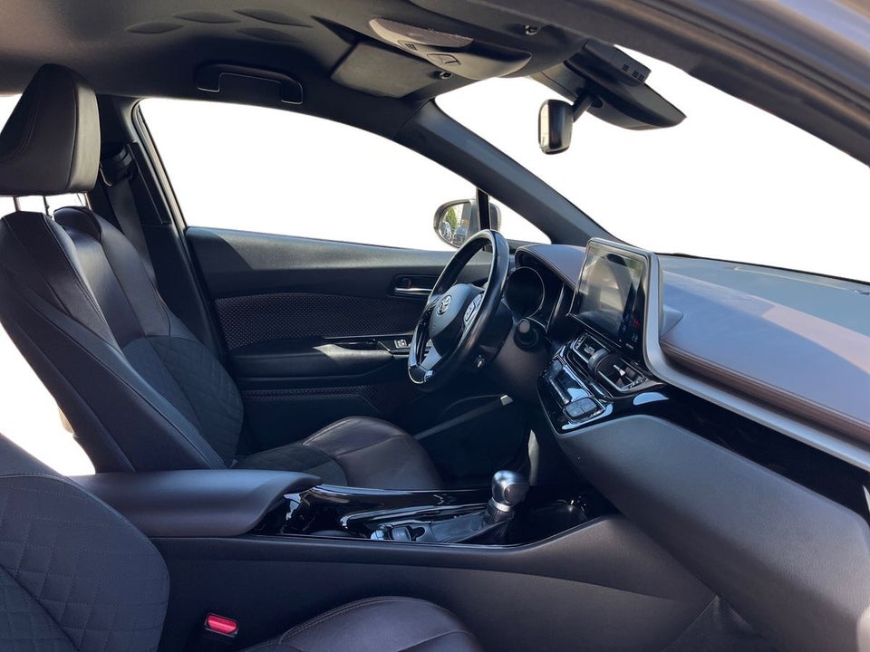 Toyota C-HR 1,8 Hybrid C-HIC CVT 5d