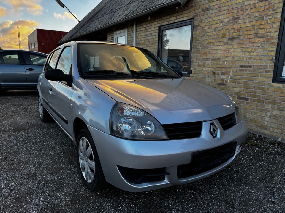 Renault Clio II 1,2 8V Basic 5d