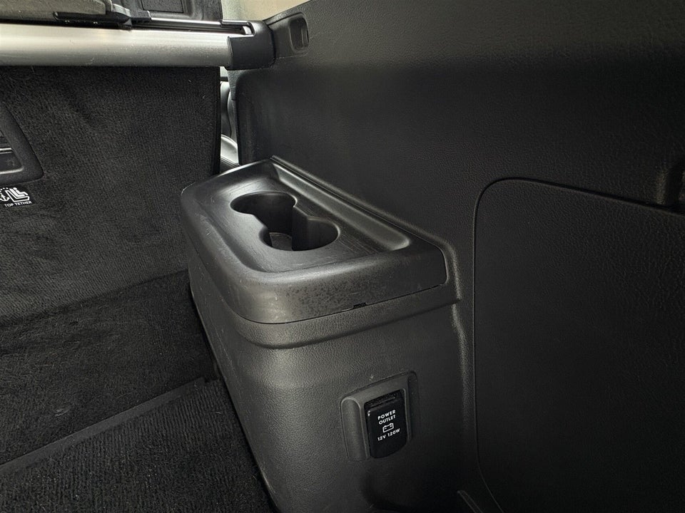 Mitsubishi Outlander 2,4 PHEV Invite+ CVT 4WD 5d