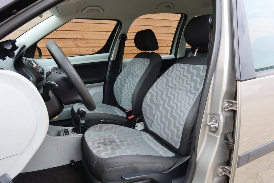 Skoda Roomster 1,4 16V Comfort 5d