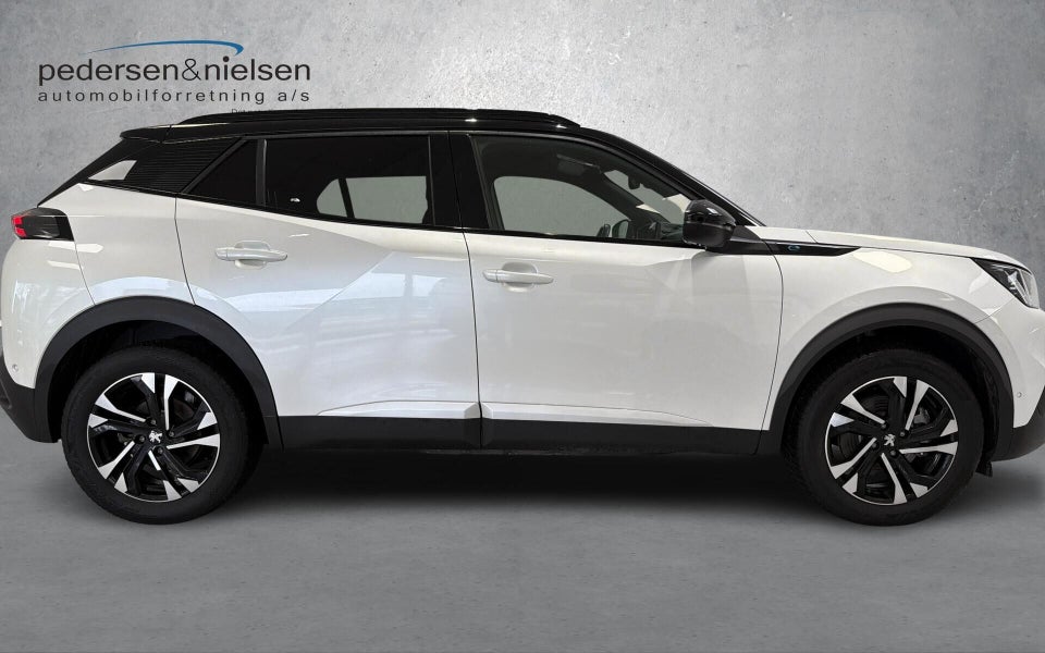 Peugeot e-2008 50 GT 5d