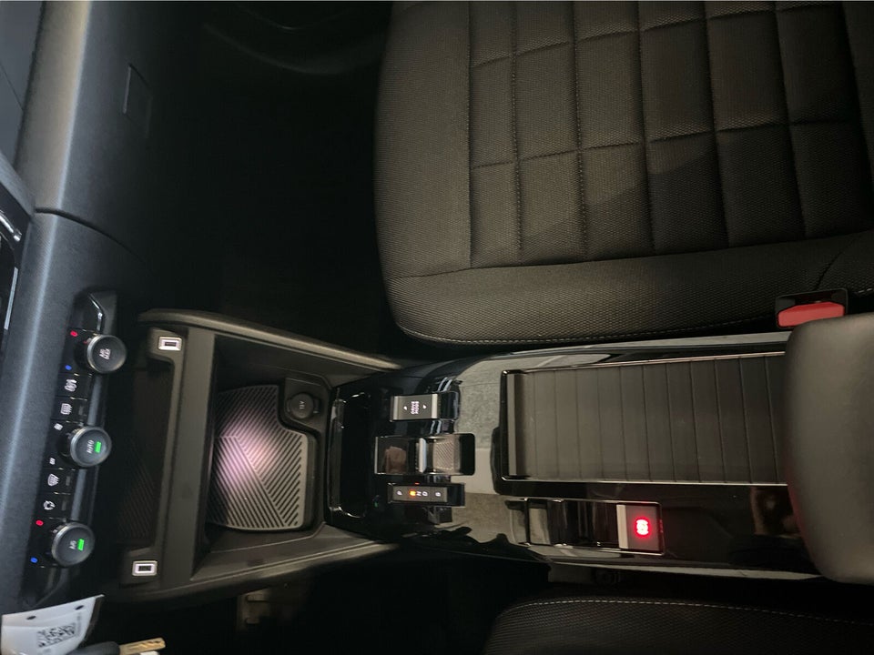 Citroën ë-C4 X 50 Plus 4d