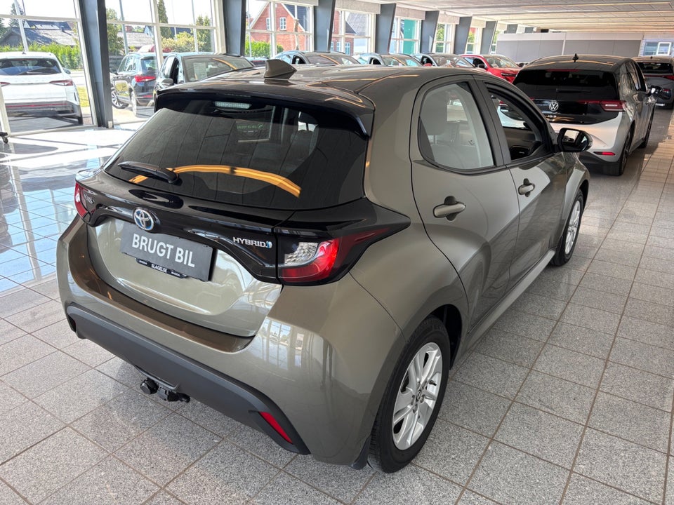 Toyota Yaris 1,5 Hybrid Active e-CVT 5d