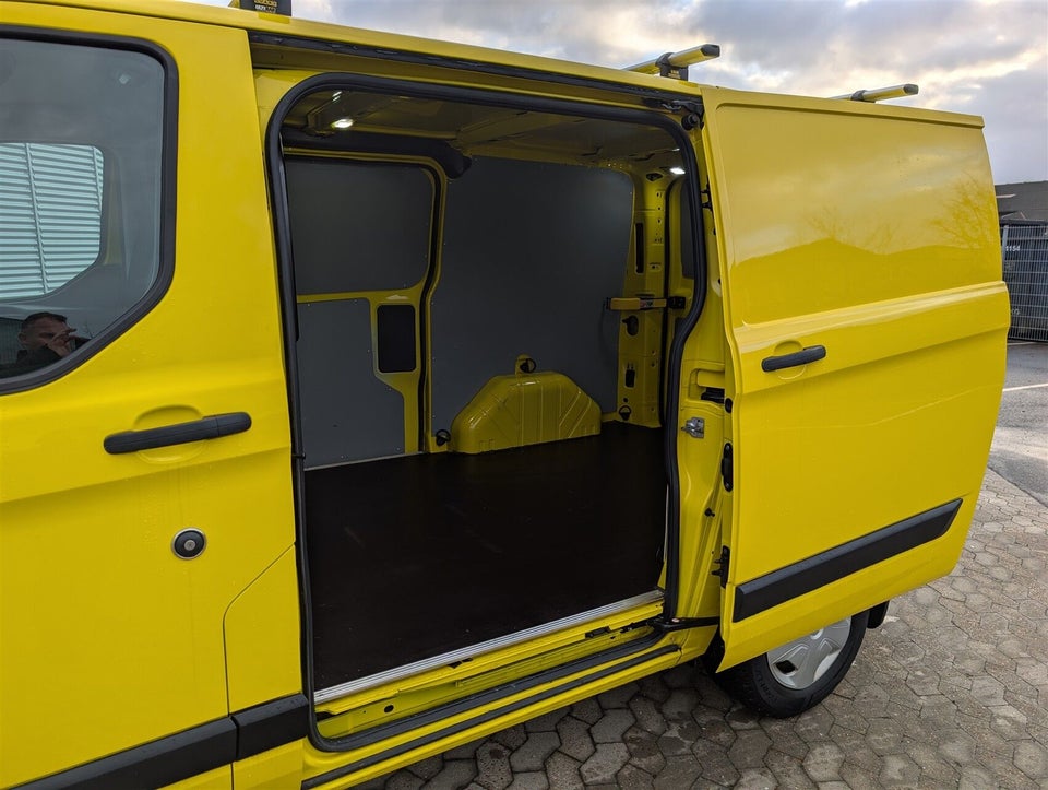 Ford Transit Custom 280S 2,0 TDCi 105 Ambiente