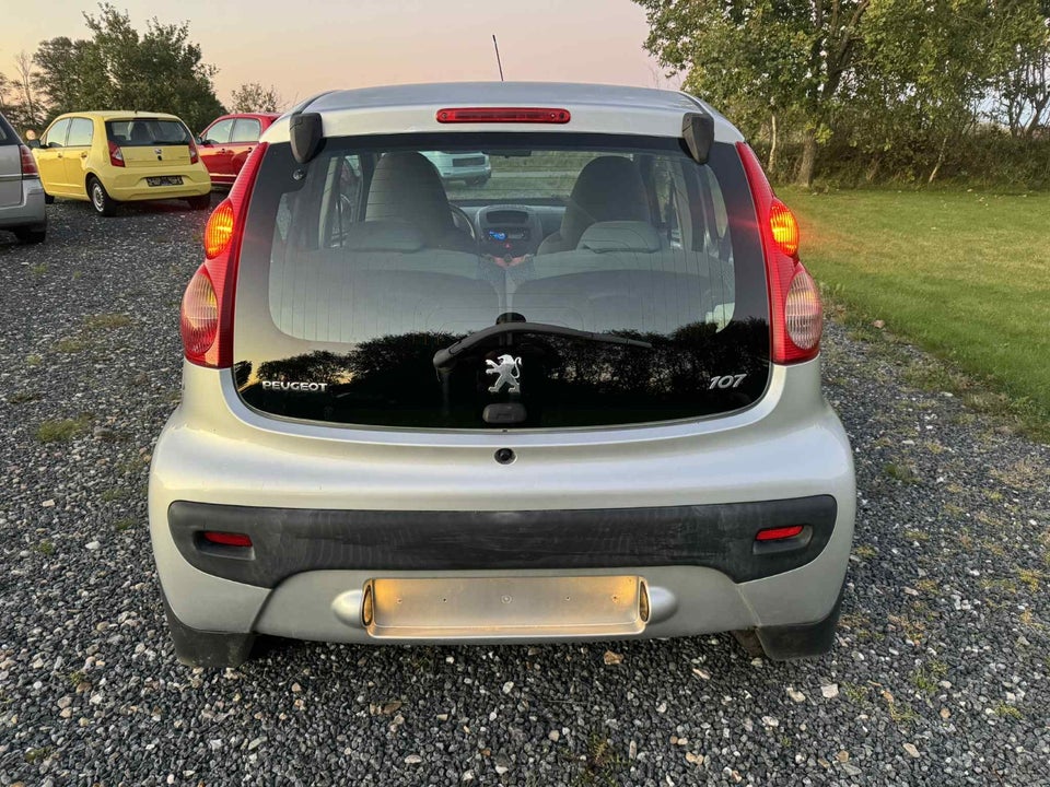 Peugeot 107 1,0 Trendy 5d