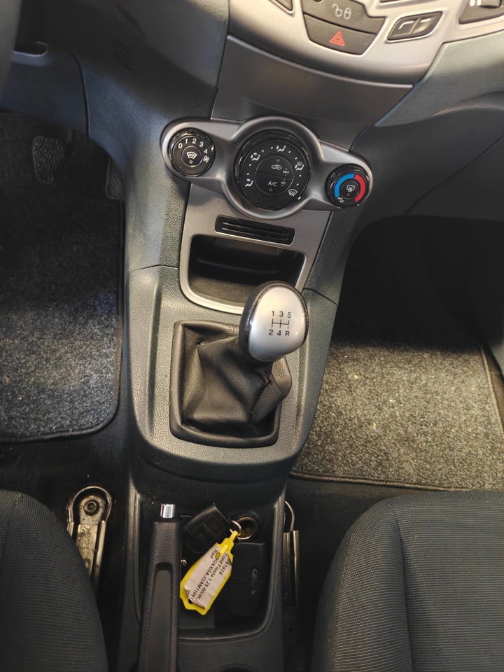 Ford Fiesta 1,25 60 Ambiente 3d