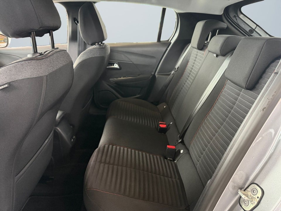 Peugeot e-208 50 Active Pack 5d