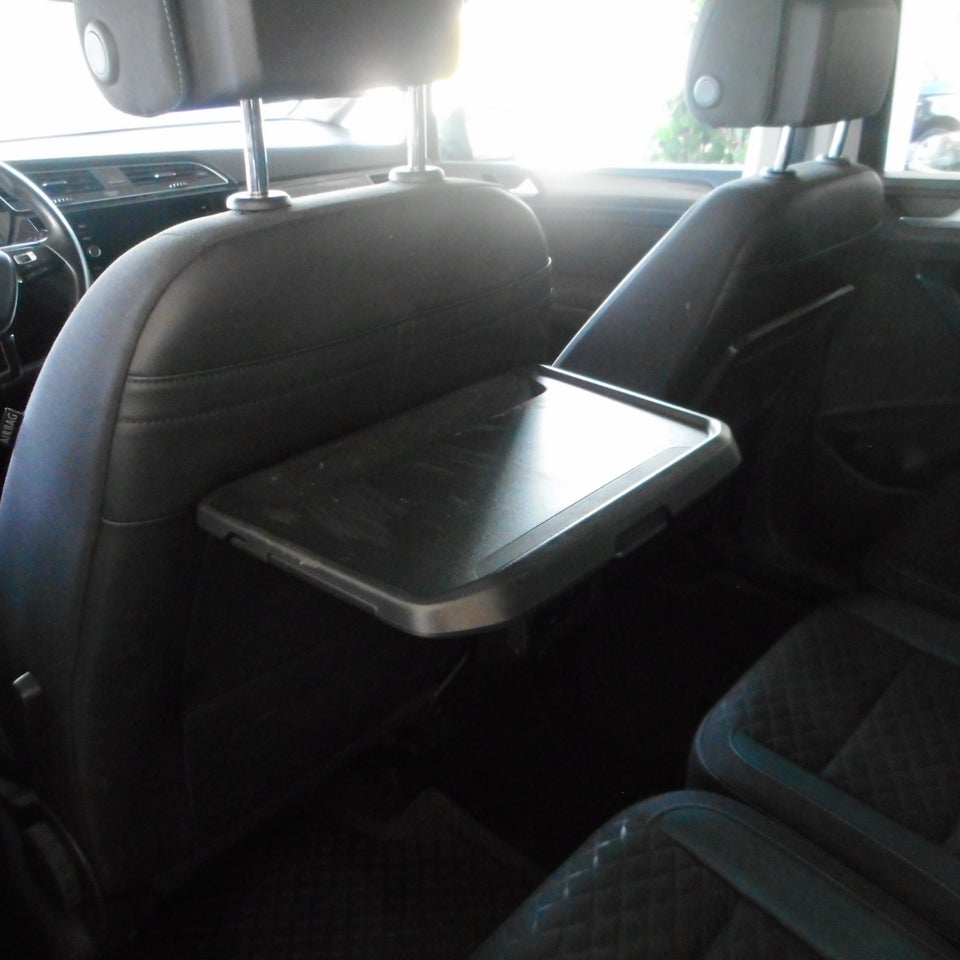 VW Touran 1,6 TDi 115 IQ.Drive DSG 7prs 5d