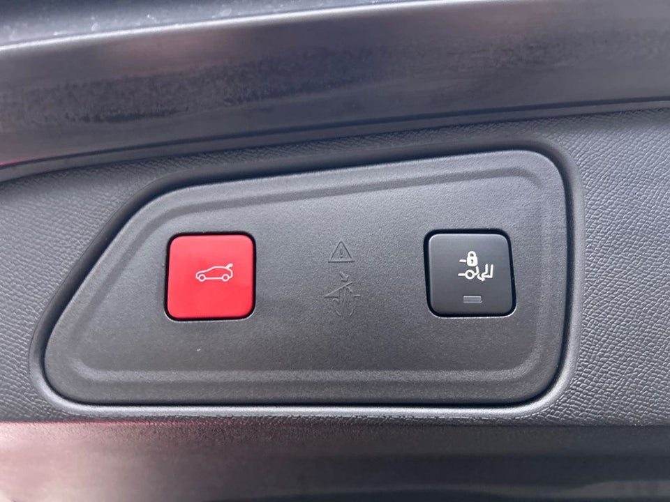 Peugeot 3008 1,6 Hybrid4 GT Pack EAT8 5d