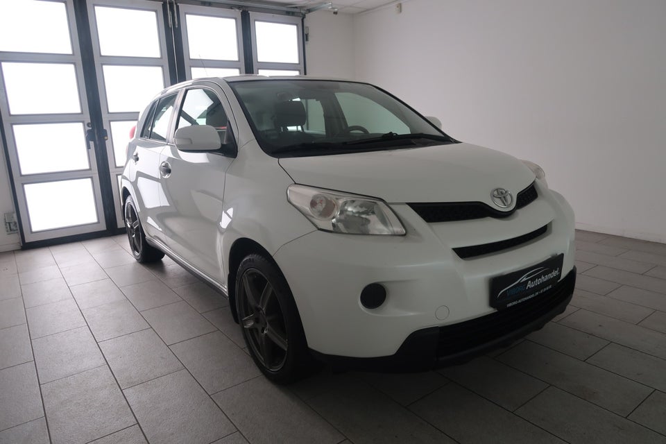 Toyota Urban Cruiser 1,3 VVT-i T1 5d