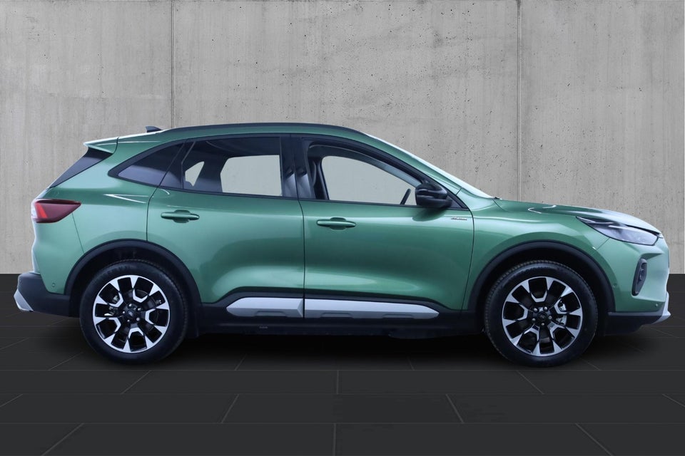 Ford Kuga 2,5 PHEV Active X CVT 5d