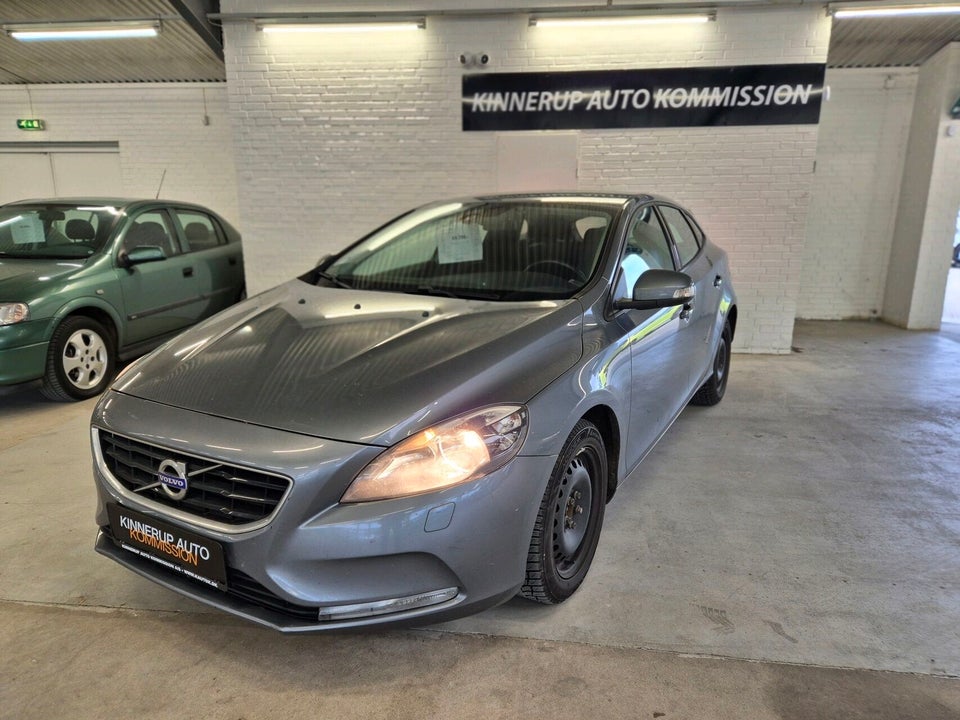 Volvo V40 2,0 D3 150 Kinetic 5d