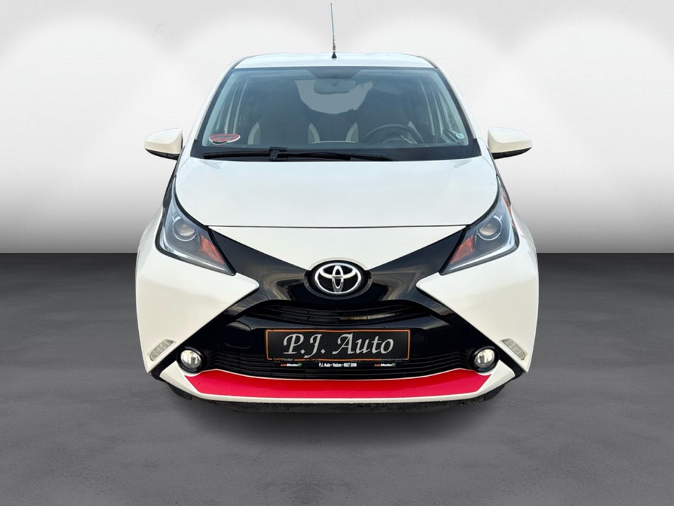 Toyota Aygo 1,0 VVT-i x-press 5d