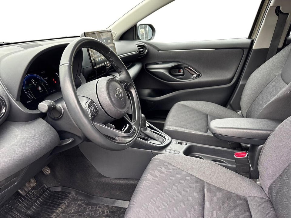 Toyota Yaris 1,5 Hybrid Style e-CVT 5d