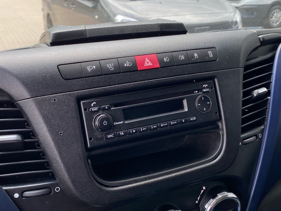 Iveco Daily 3,0 35C18 Alukasse m/lift AG8 2d