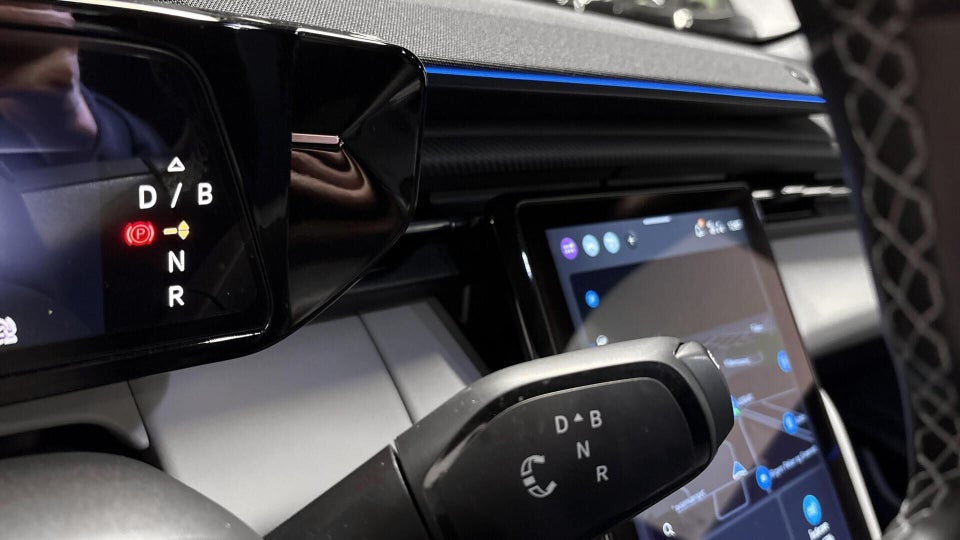 Ford Explorer 79 Premium Extended Range AWD 5d