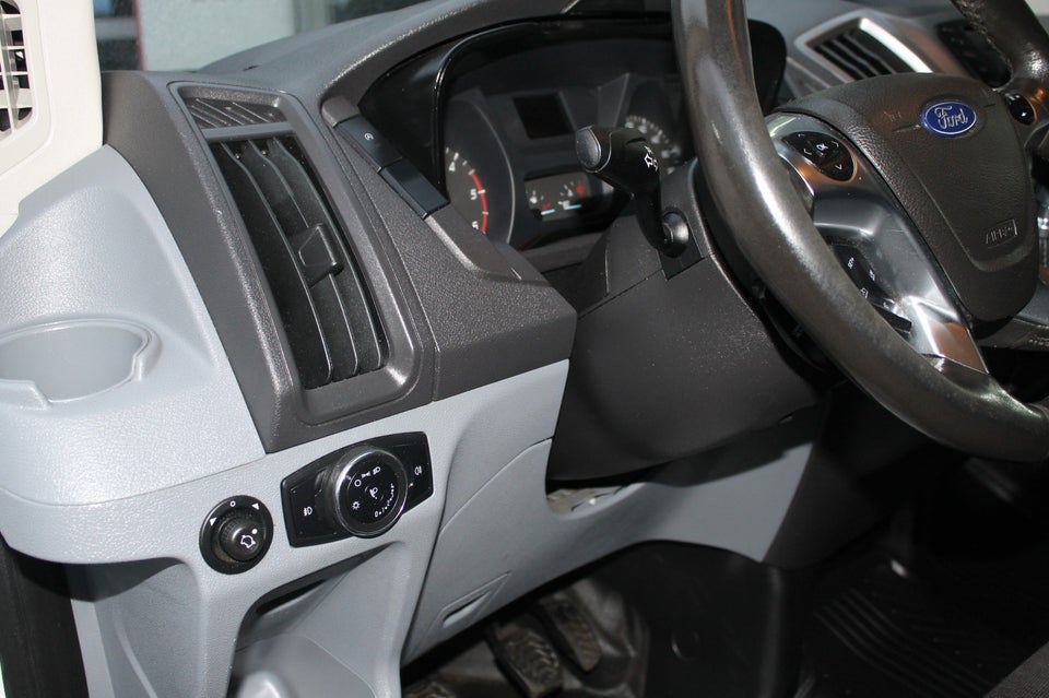 Ford Transit 350 L2 Chassis 2,0 TDCi 130 Trend H1 RWD