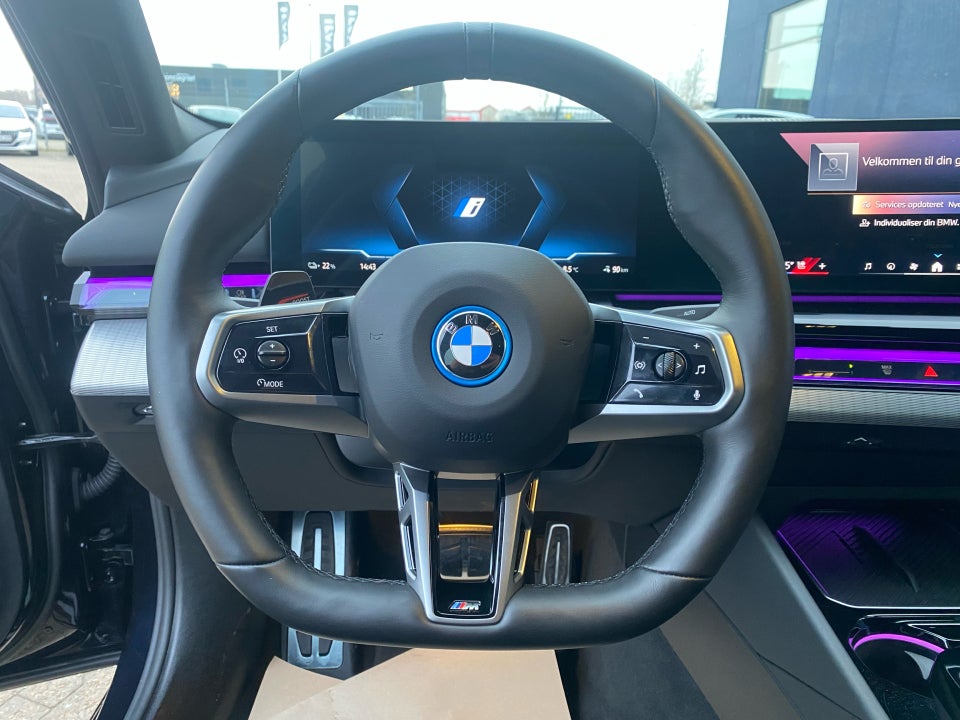 BMW i5 eDrive40 M-Sport 4d