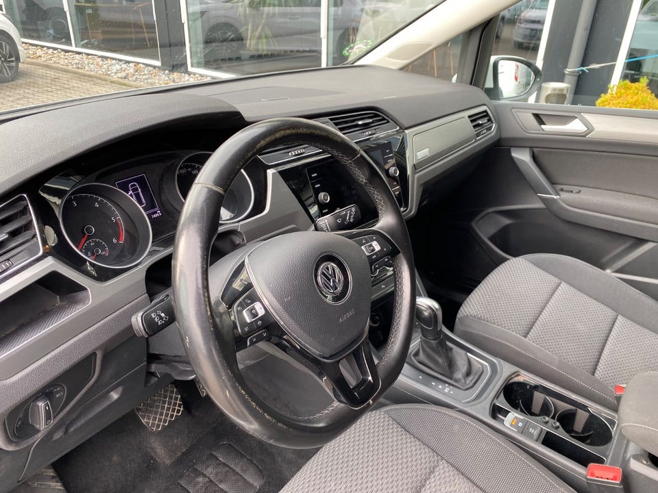 VW Touran 2,0 TDi 115 Comfortline DSG Van 5d