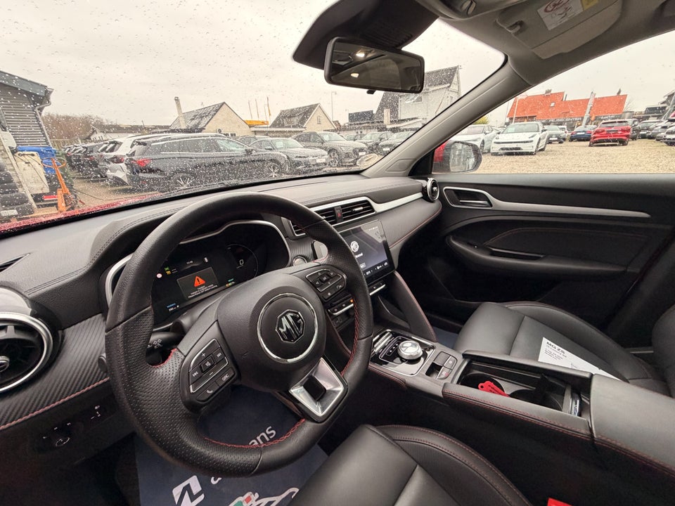 MG ZS 70 Luxury 5d