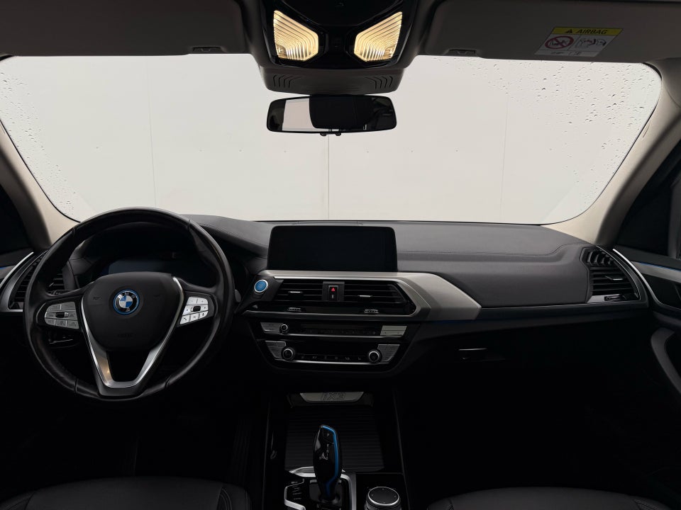 BMW iX3 Charged 5d