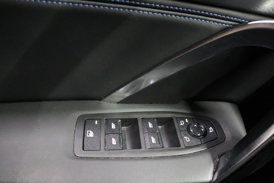 BMW iX1 xDrive30 M-Sport Premium 5d