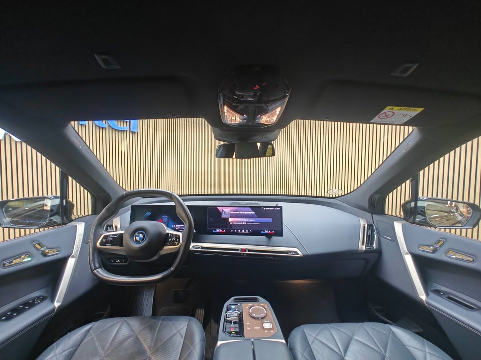 BMW iX xDrive40 Sport 5d